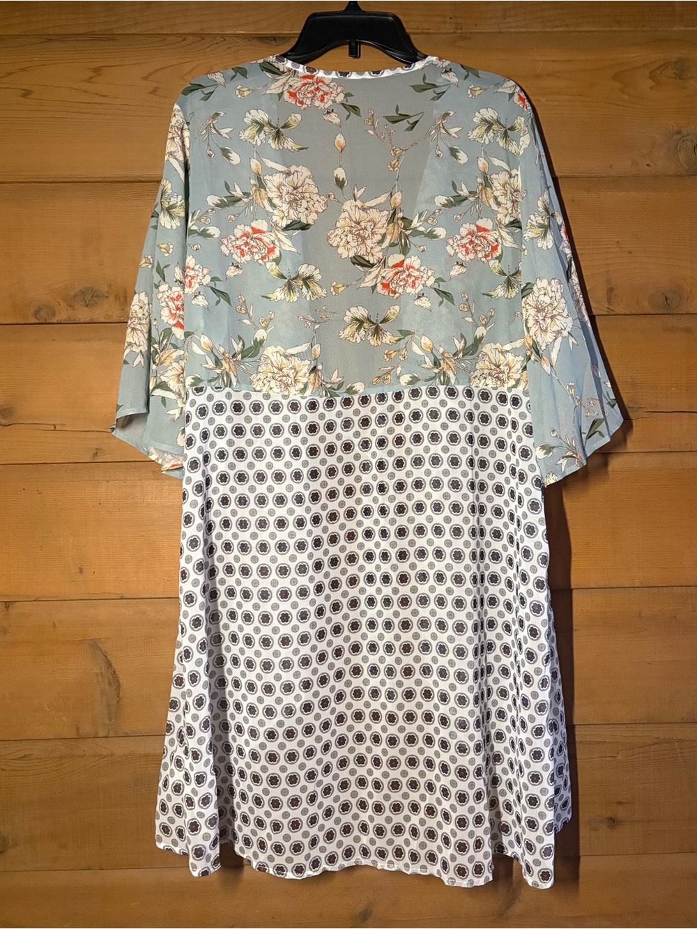 Floral & Geo Print Kimono- Swim Cover Up- Sage and White- Size XXL - Picture 2 of 11